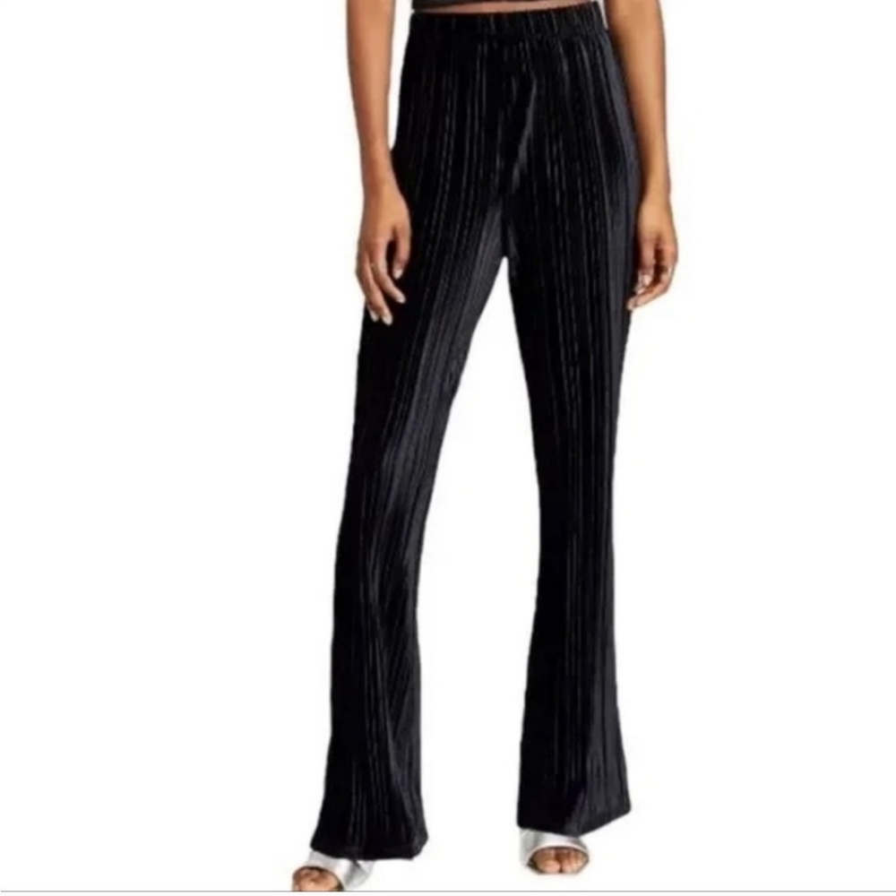 Ribbed black velvet stretch flare pull on pant. XXL